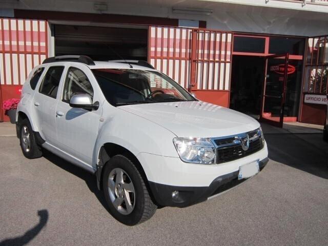 Dacia Duster 1.5 dCi 110CV 4x2 Lauréate CON GANCIO TRAINO