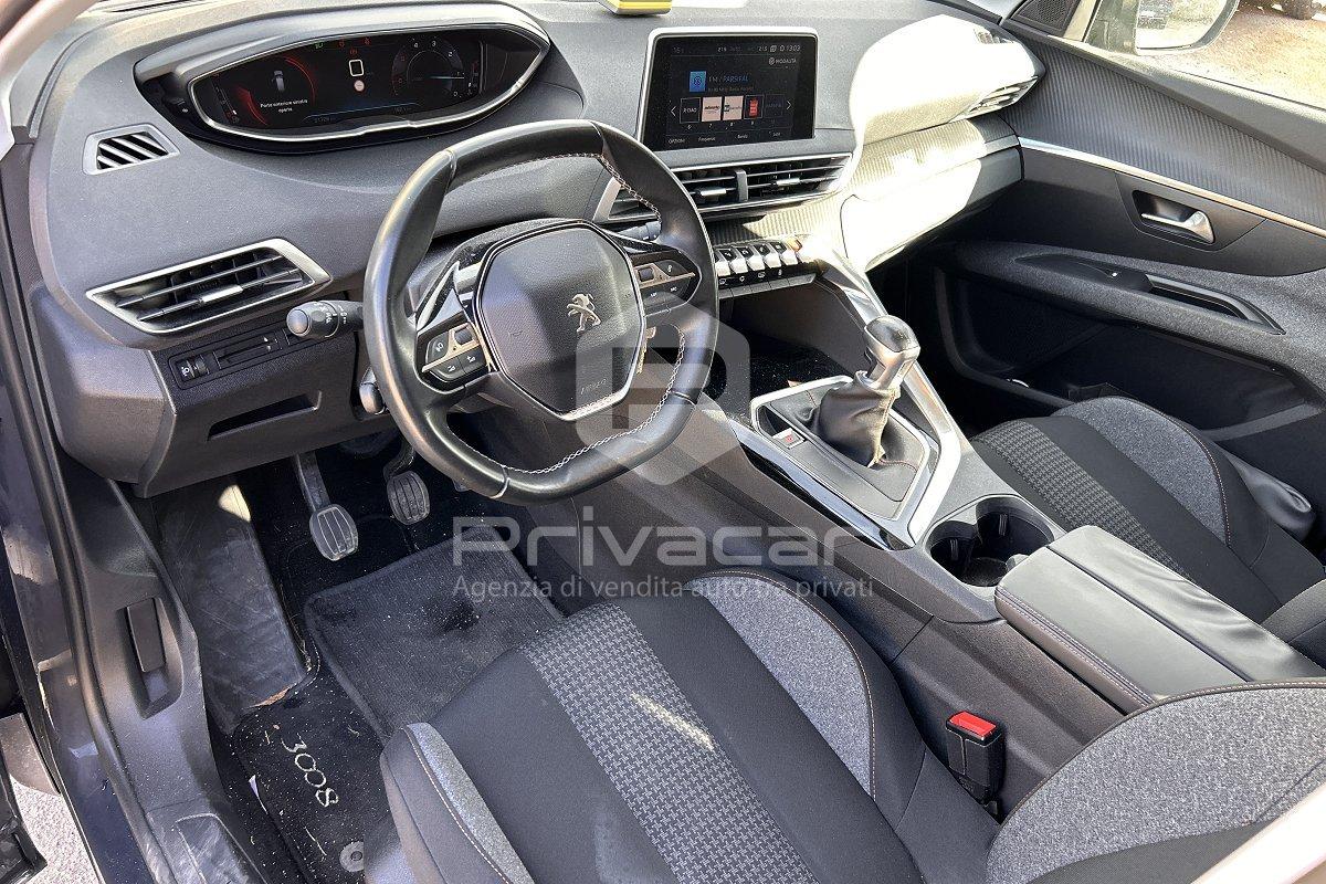 PEUGEOT 3008 BlueHDi 130 S&S Active