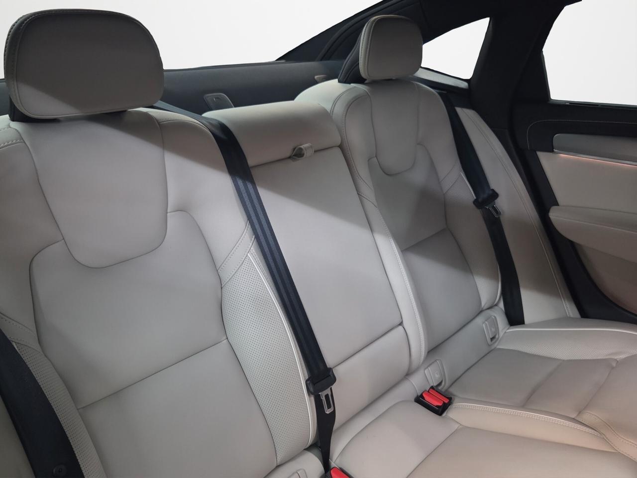 Volvo S90 B5 (d) AWD Geartronic R-design