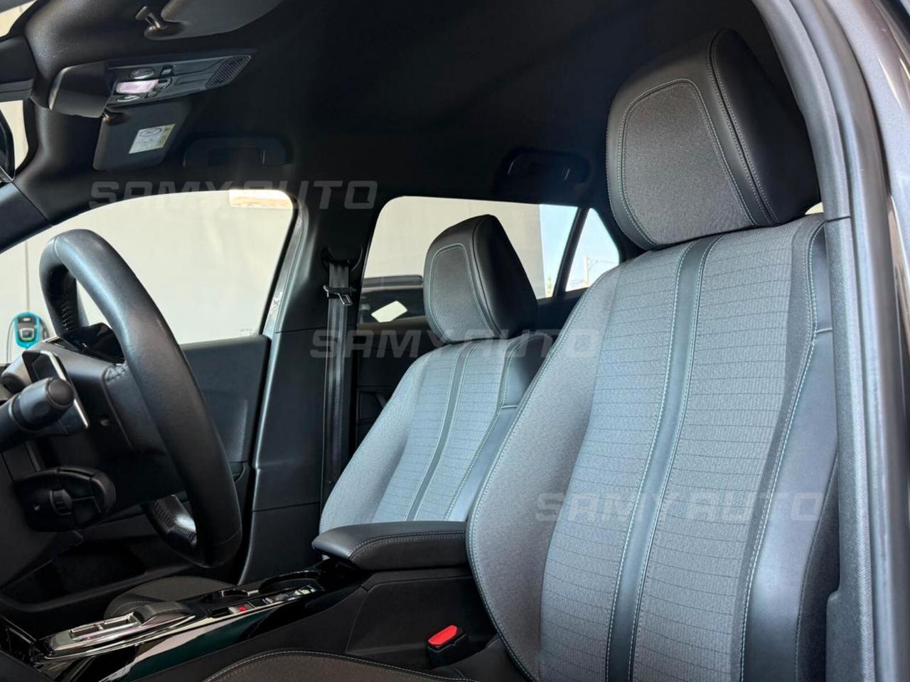 Peugeot 2008 PureTech 130 S&S EAT8 GT