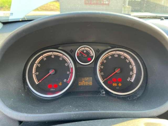 Opel Corsa 1.2 5 porte Sport Neopatentati