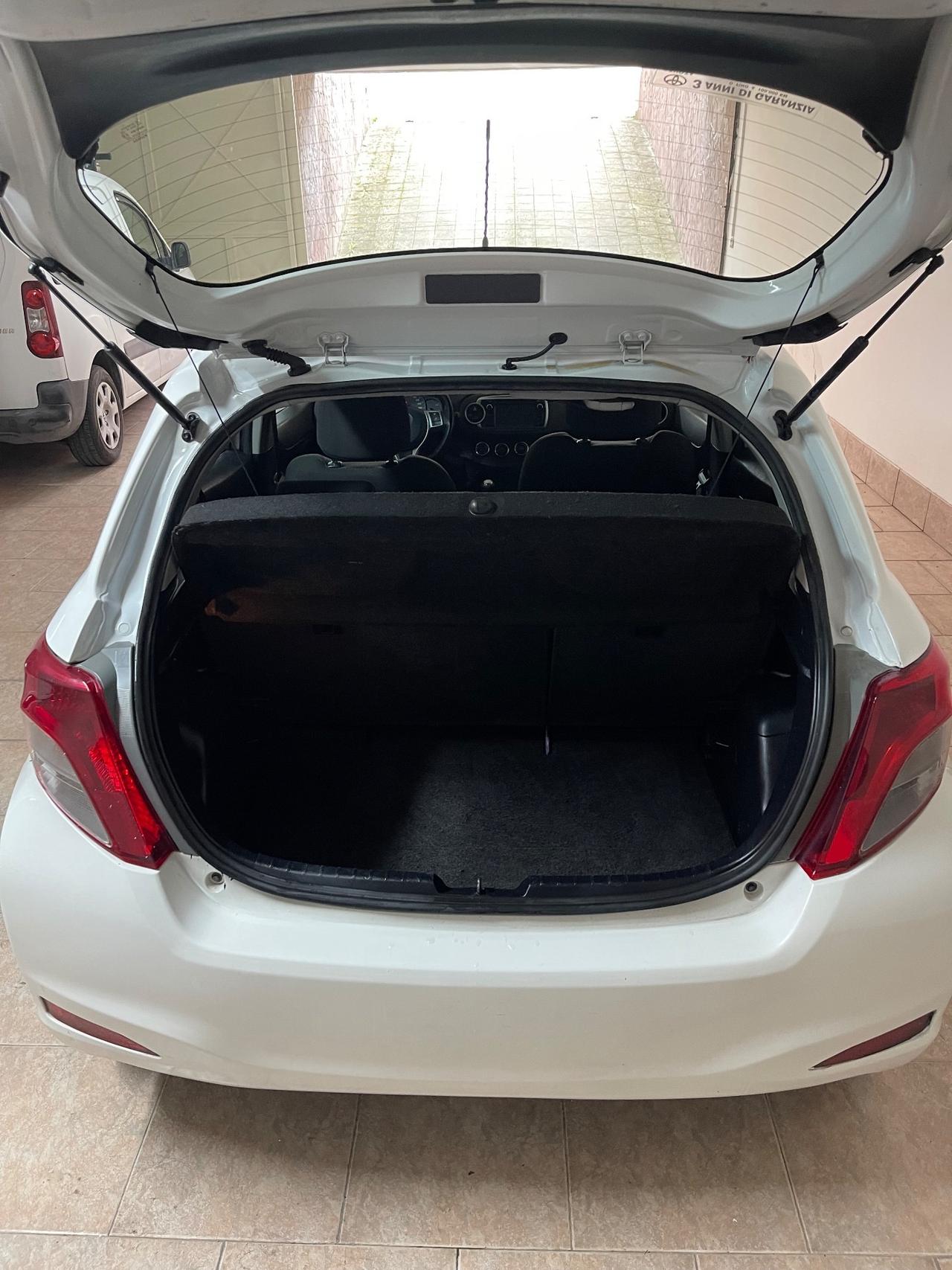 Toyota Yaris 1.3 5 porte Lounge