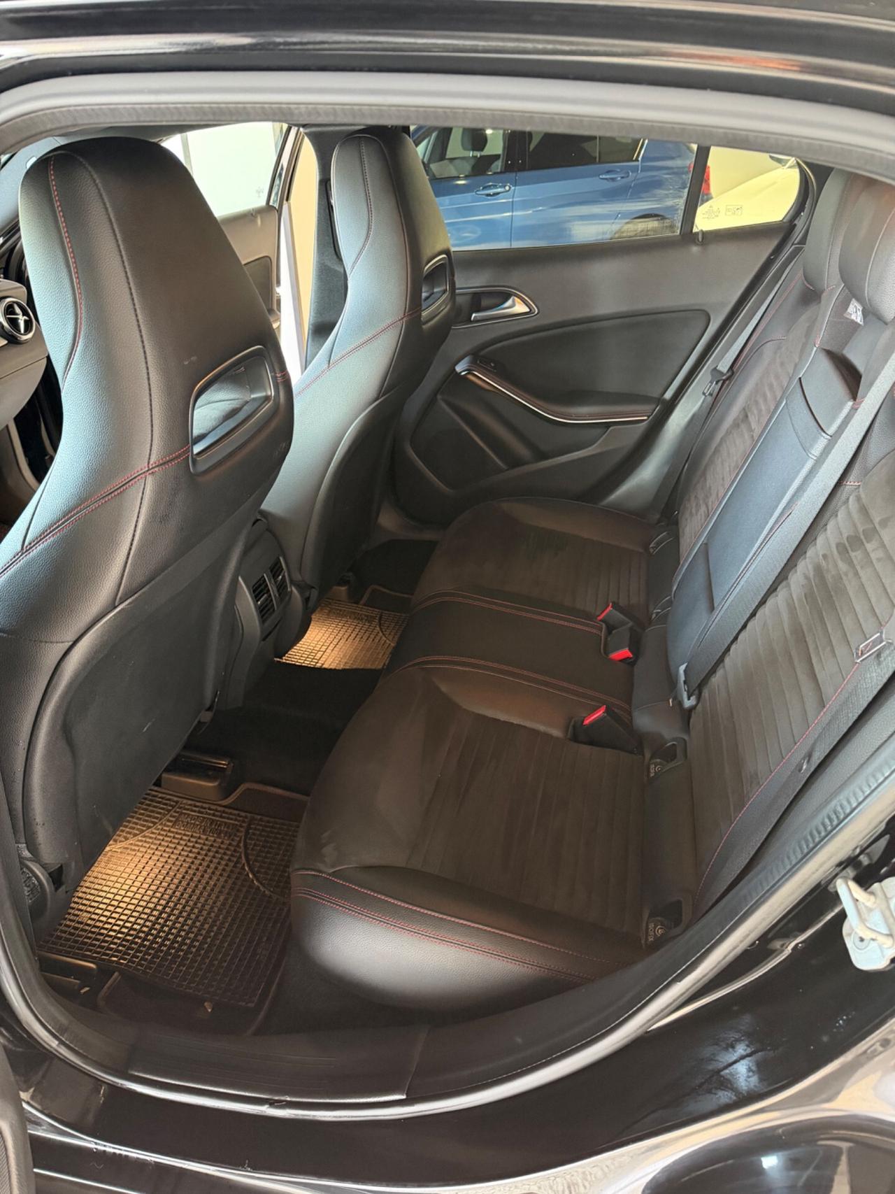 Mercedes-benz GLA 220 d Automatic Premium