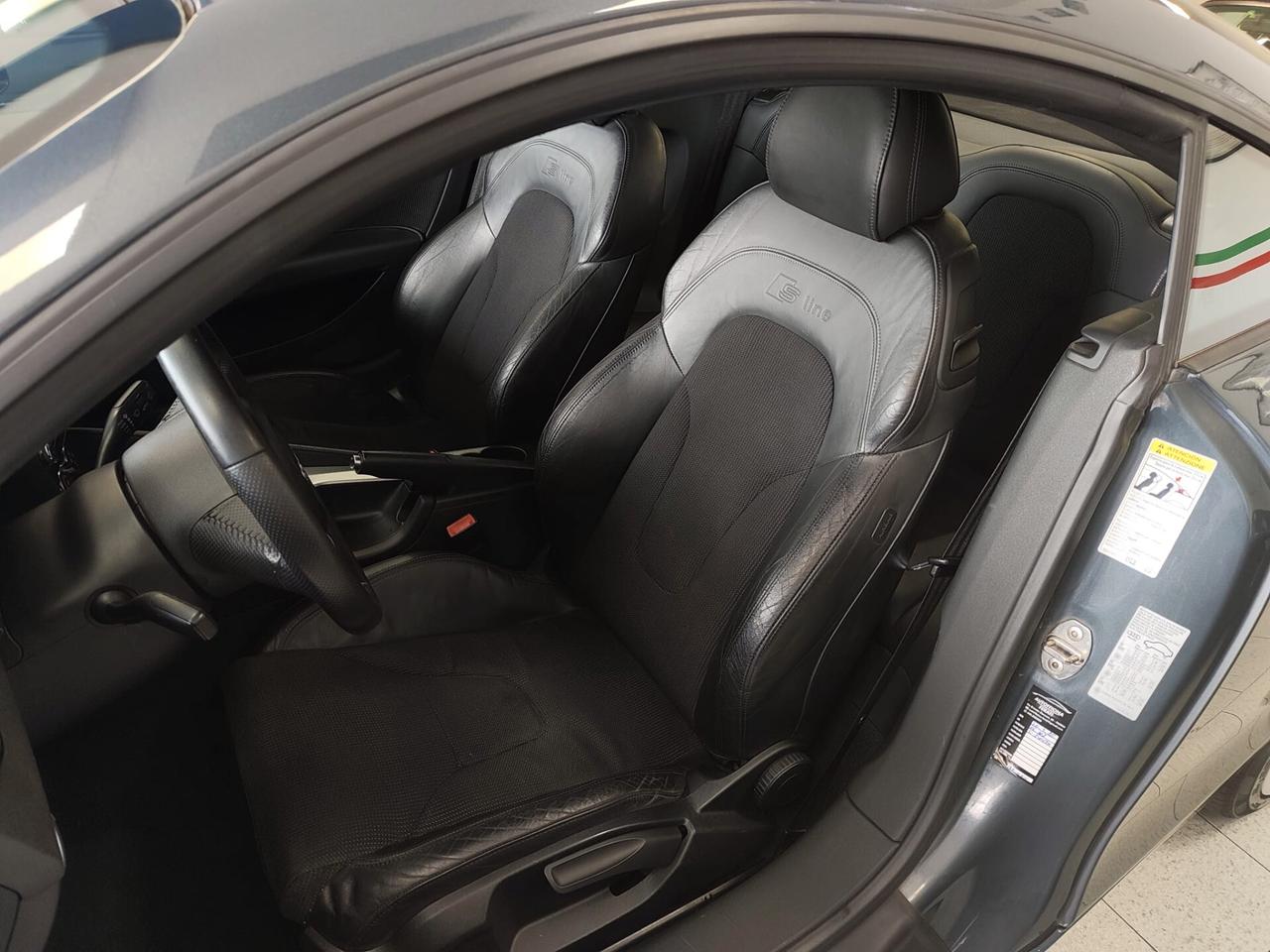 Audi TT Coupé 2.0 TFSI MANUALE