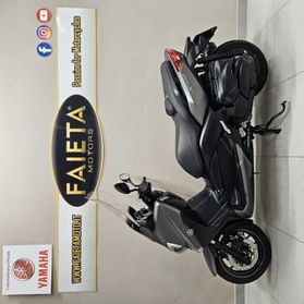 Yamaha X-Max 400 - 2016