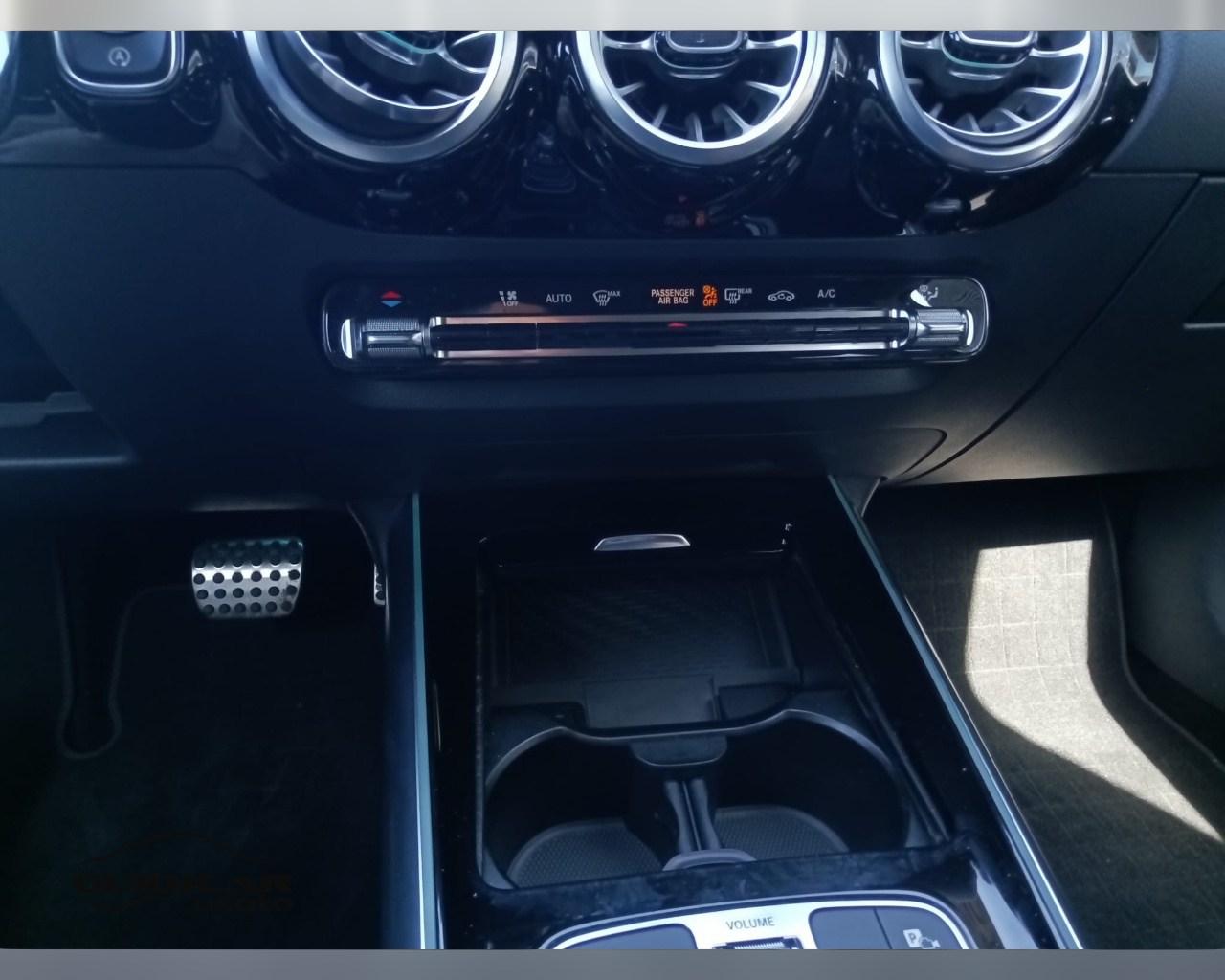 Mercedes-Benz GLA-H247 2023 - GLA 180 d AMG Line Advanced Plus auto