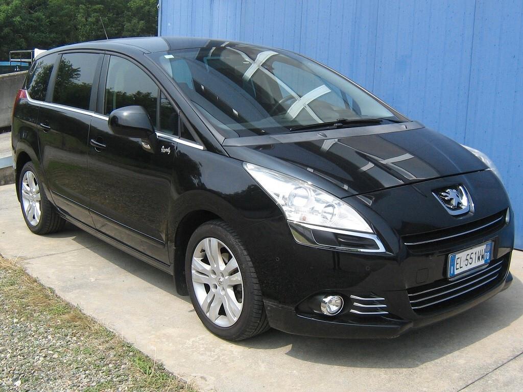 Peugeot 5008 1.6 HDi 112CV Family