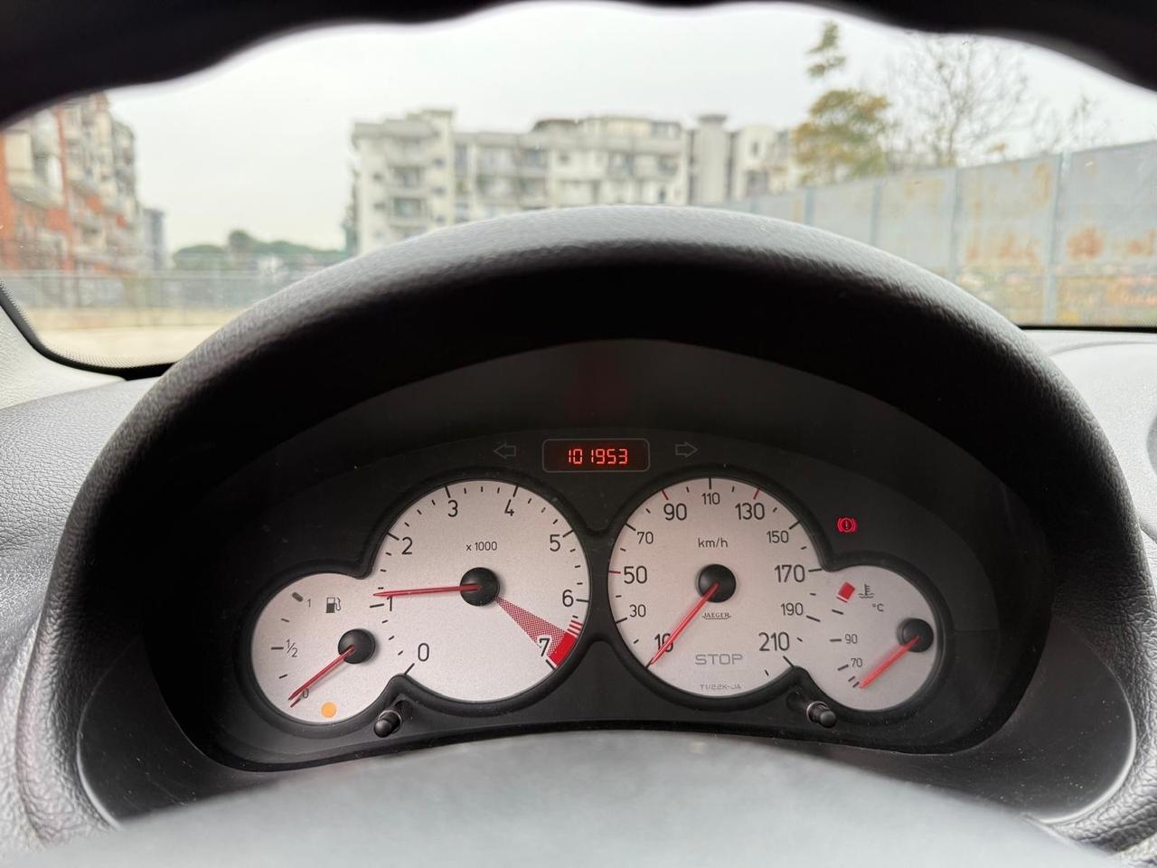 Peugeot 206 1.4 5p. CON 100MILA KM PARI AL NUOVO