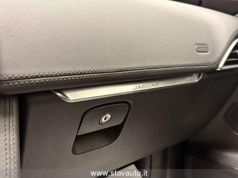 Jaguar F-Pace 2.0 D 180 CV AWD aut. Prestige