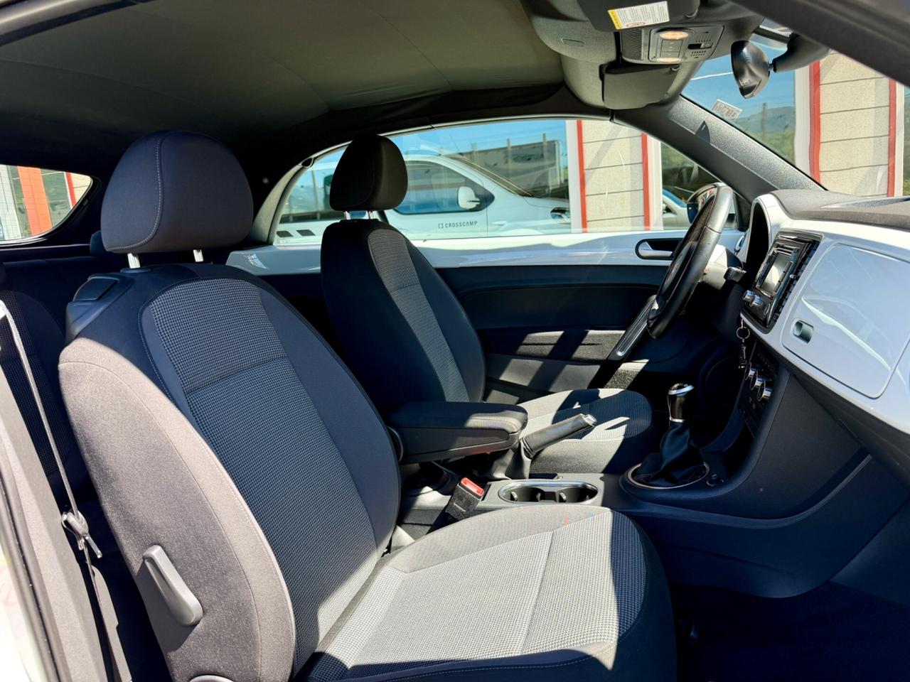 Volkswagen Maggiolino Cabrio Sport CUP 57.000 km