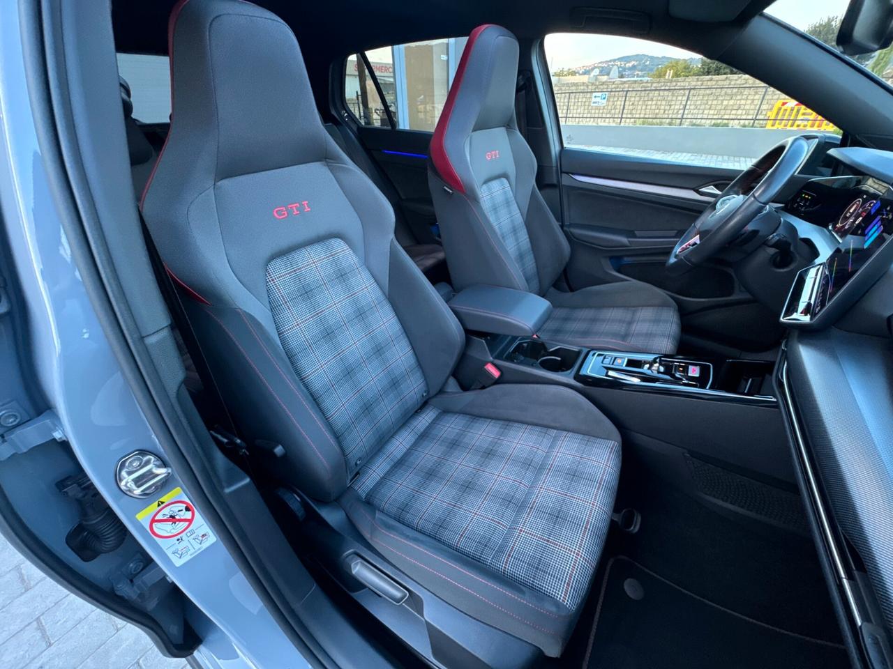 Volkswagen Golf GTI 2.0 TSI DSG 8.5 HEAD UP TETTO FENDIN IQ LIGHT PRONTA CONSEGNA