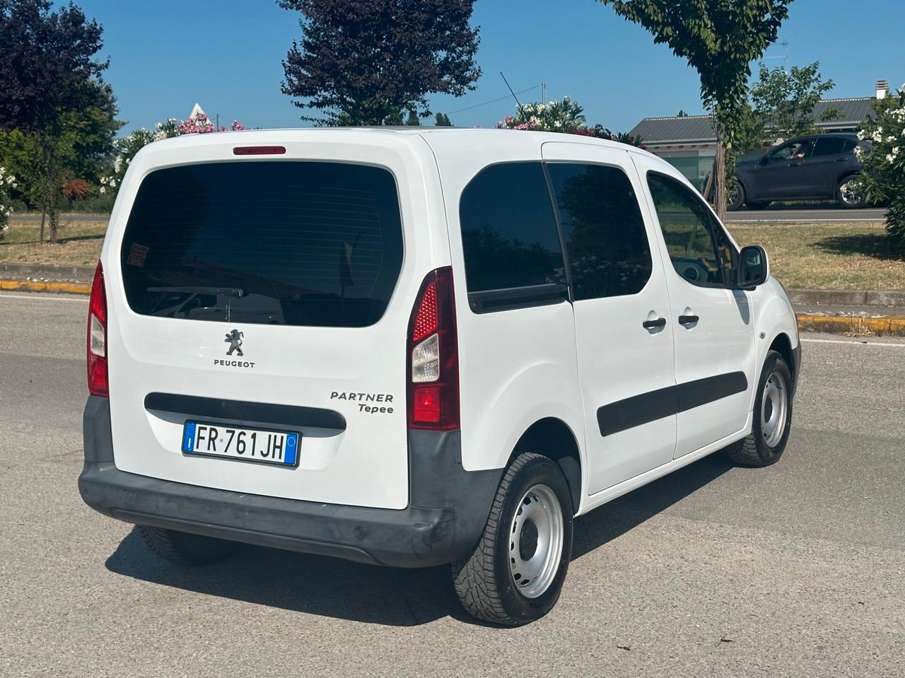 Peugeot Partner Tepee AUTOCARRO N1 5 POSTI Tepee 1.6 hdi 75cv