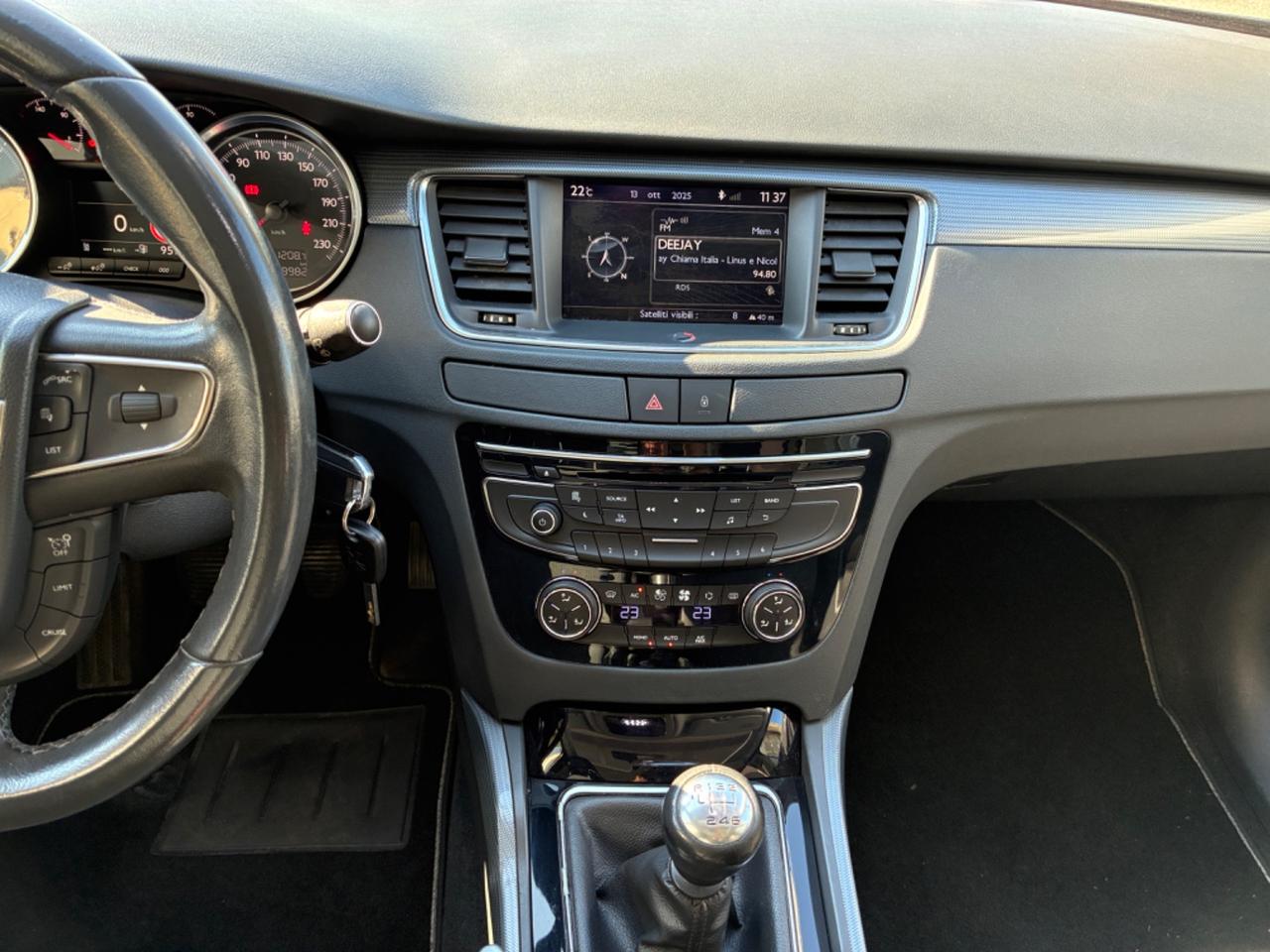 Peugeot 508 2.0 HDi 140CV SW Ciel Allure