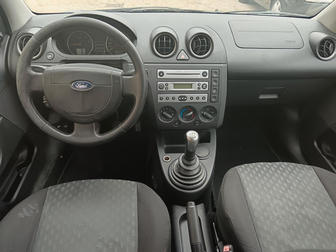 Ford Fiesta 1.4 TDCi 5p. Ghia