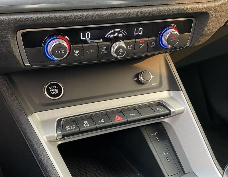 Audi Q3 Q3 Business 1.4 TFSI Plug-in hybrid 150CV S-Tronic 45