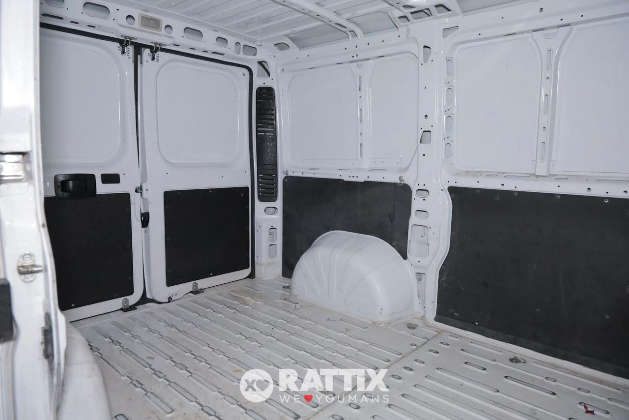 Peugeot Boxer 330 2.2 BlueHDI 140CV L1H1 Premium (IVA ESCLUSA)