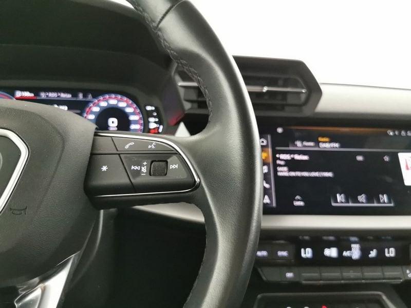 Audi A3 Sedan 35 2.0 tdi S line edition s-tronic