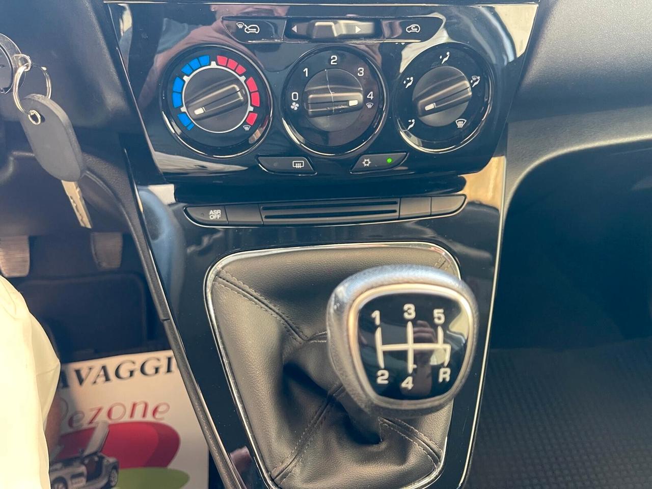 LANCIA YPSILON 1.2 BENZINA 70CV