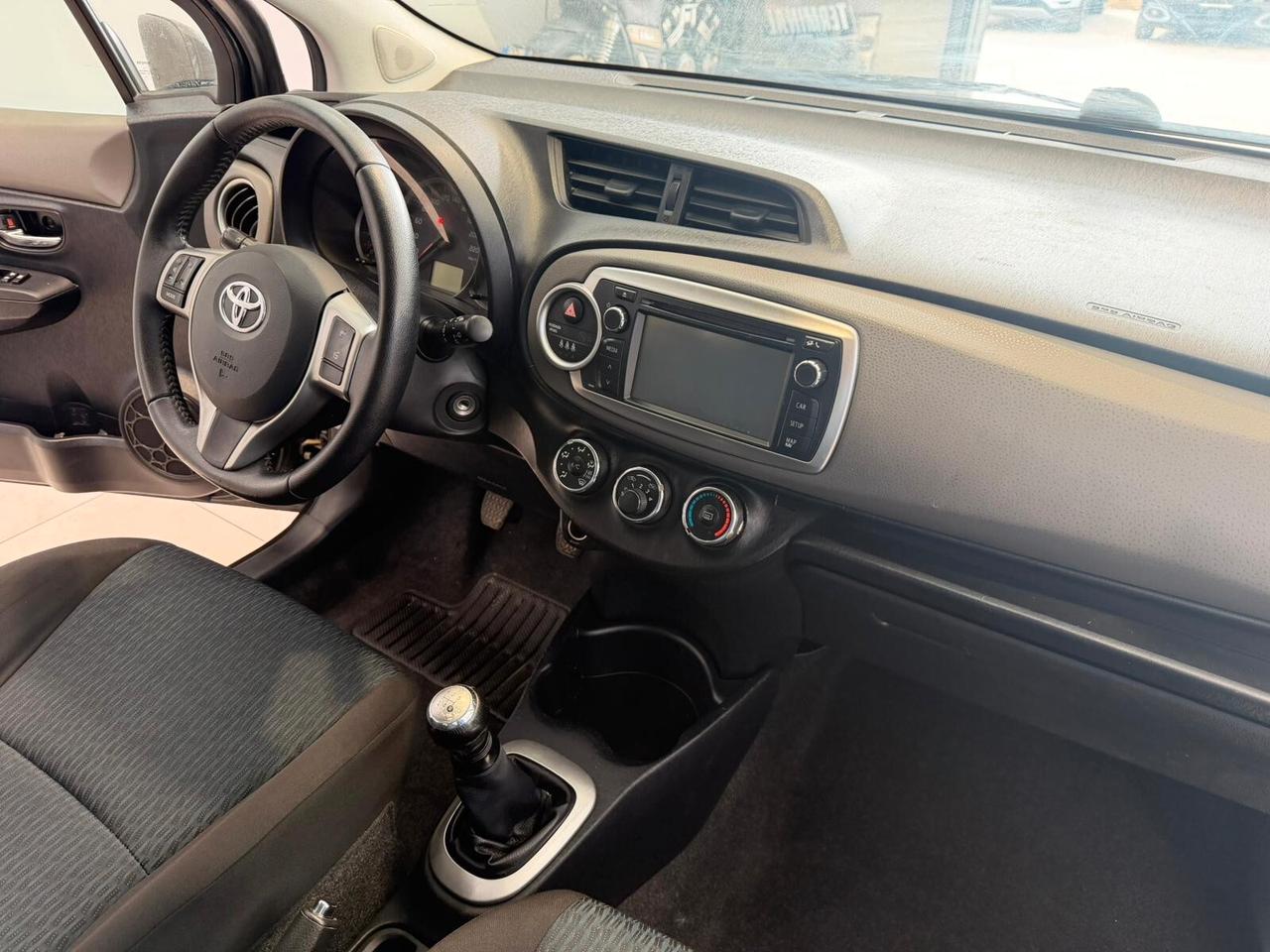 Toyota Yaris 1.0 5 porte Lounge