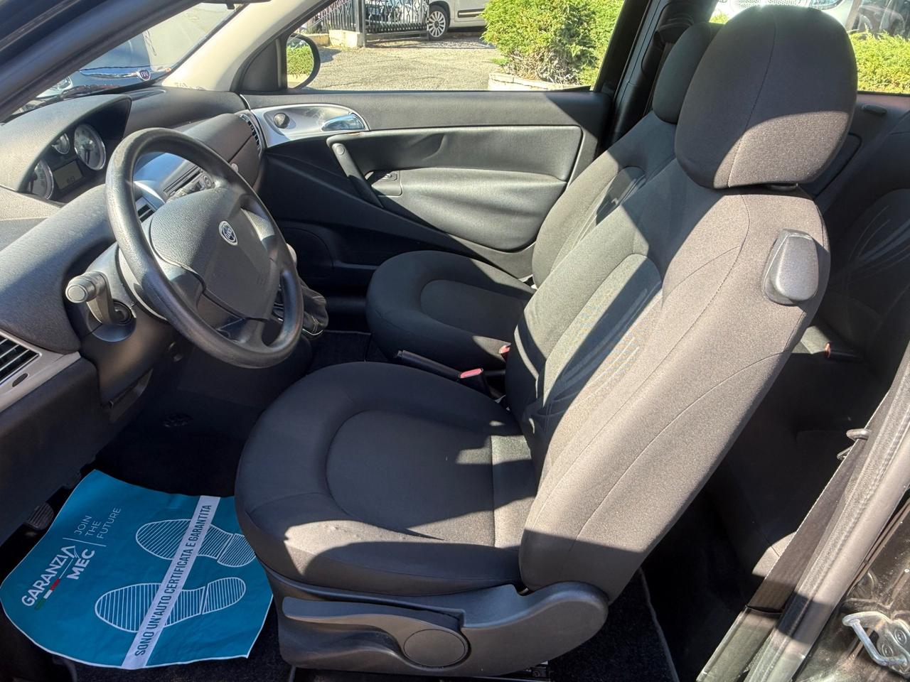 Lancia Ypsilon 1.2 69 CV Elle