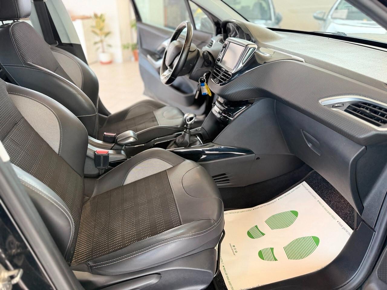 Peugeot 2008 BlueHDi 120 S&S Allure