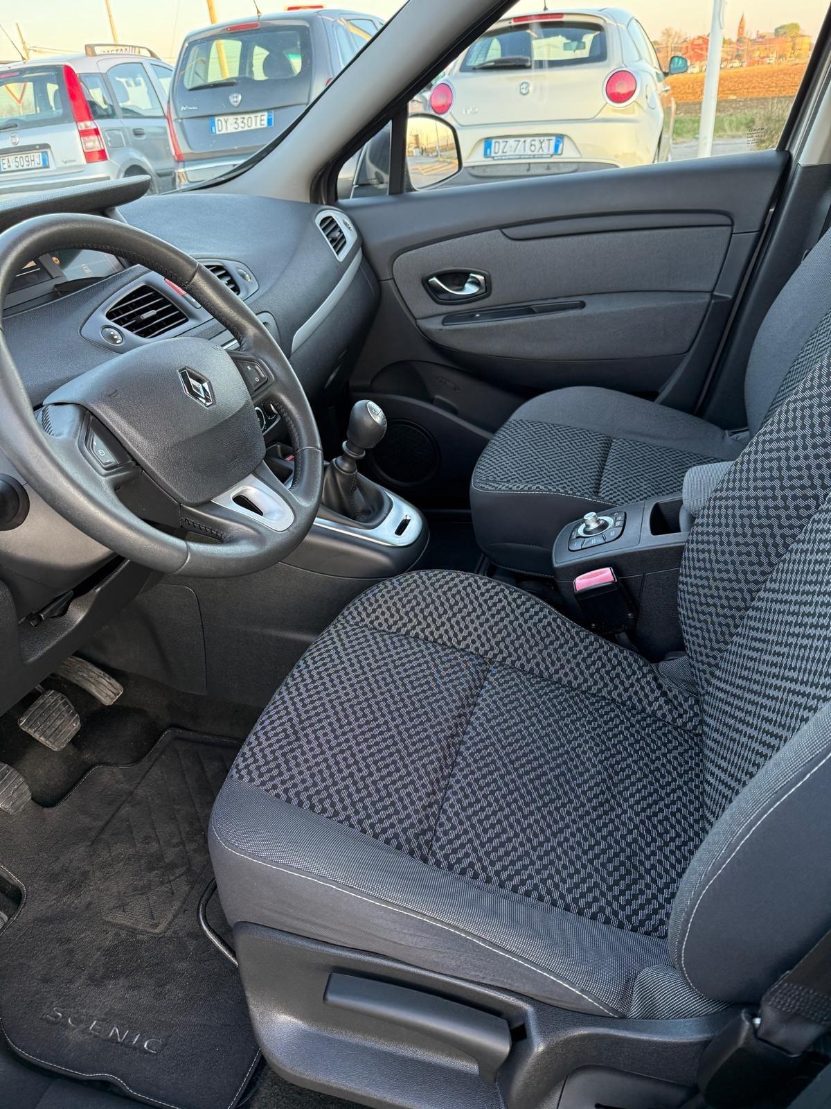 Renault Scenic Scénic X-Mod 1.6 Attractive