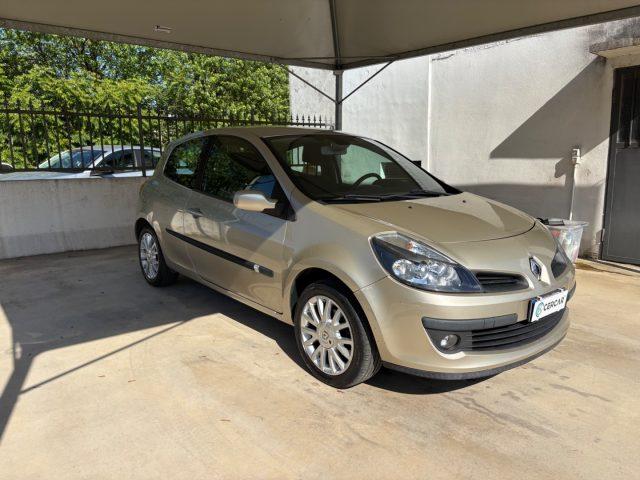 RENAULT Clio 1.6 16V 3 porte GANCIO TRAINO OK NEOPATENTATO