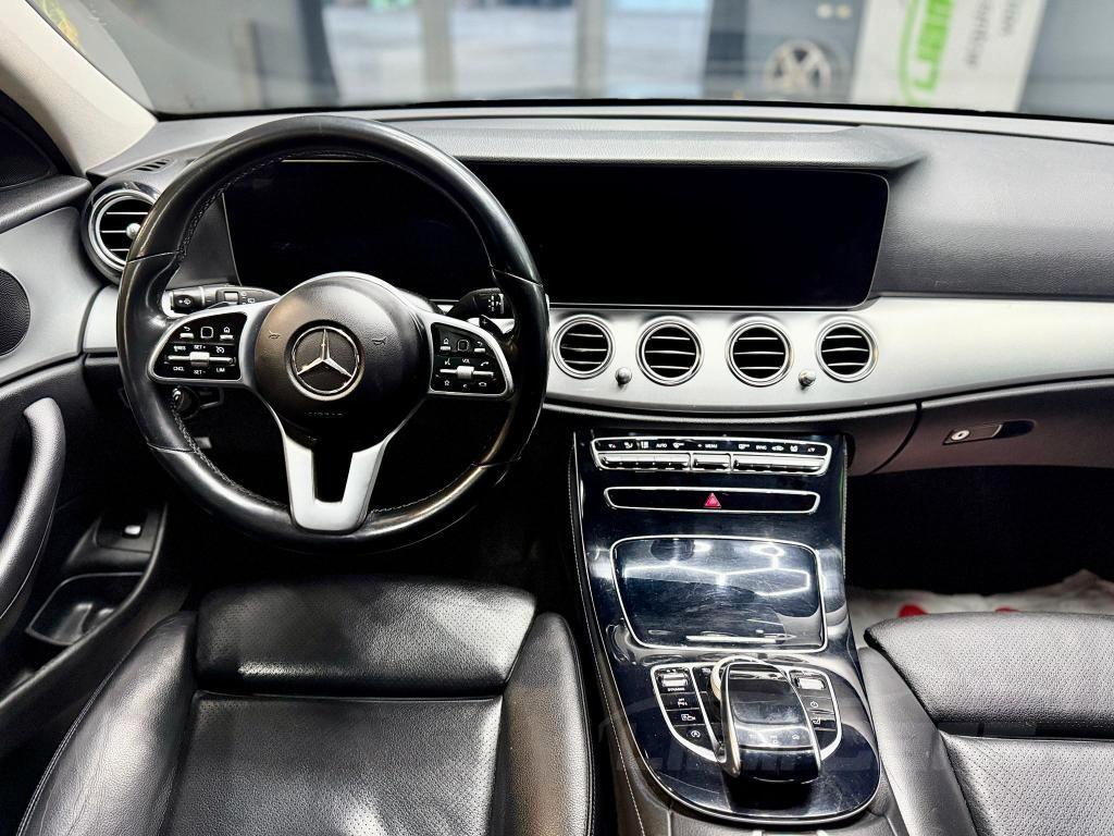 Mercedes E220 PREMIUM PLUS