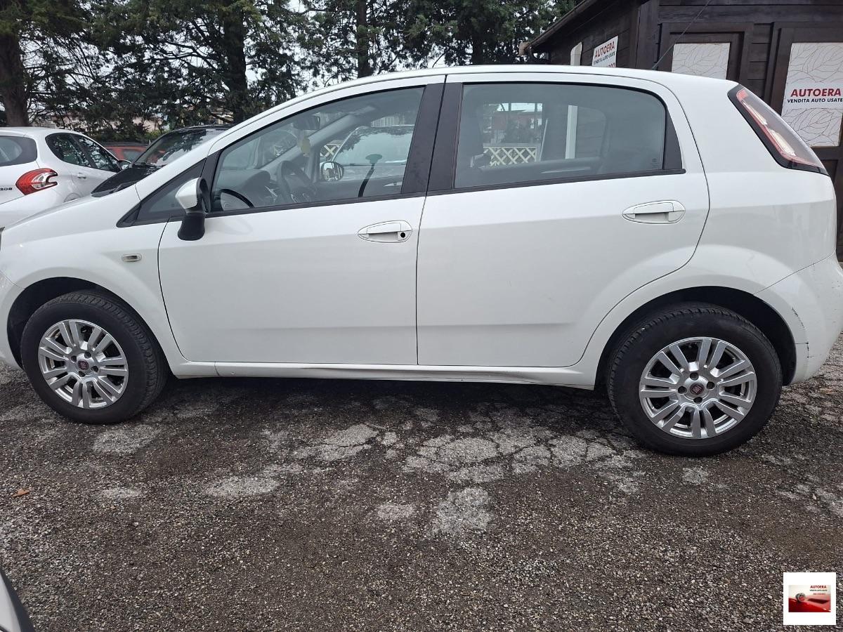 FIAT - Punto - 1.4 8V 5p. Natural Power Easy