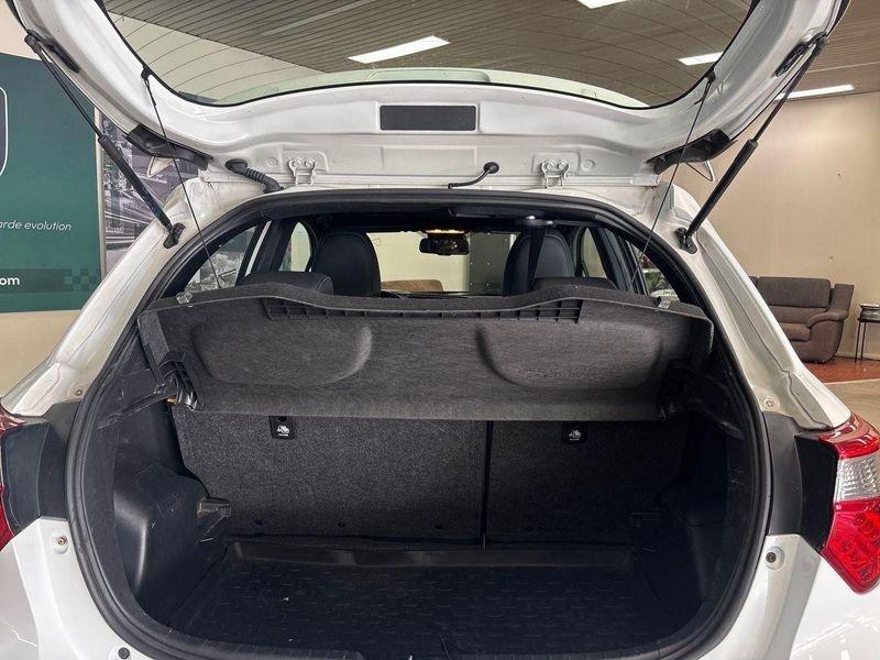 Toyota Yaris III 5p 1.5h Style