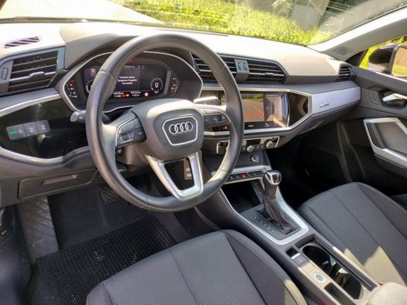 Audi Q3 2.0 35 TDI S Tronic Business Advanced