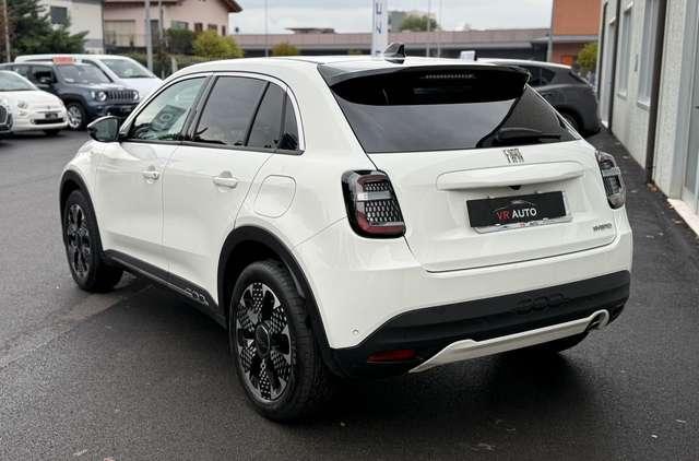 Fiat 600 HYBRID AUTOM. 1.2 La Prima 110cv MHEV PROMO FIN