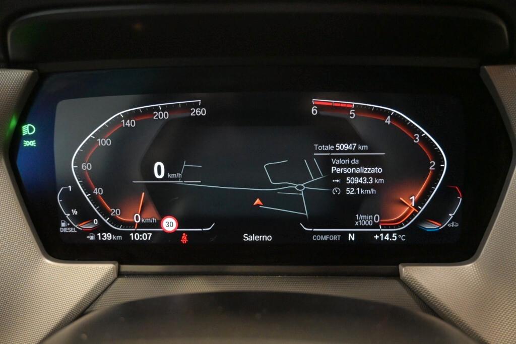 BMW 116D 115CV 6M. BUSINESS ADVANTAGE ( FARI LED - BMW DIGITAL COCKPIT - CRUISE - NAVI - MIRROR - PDC )