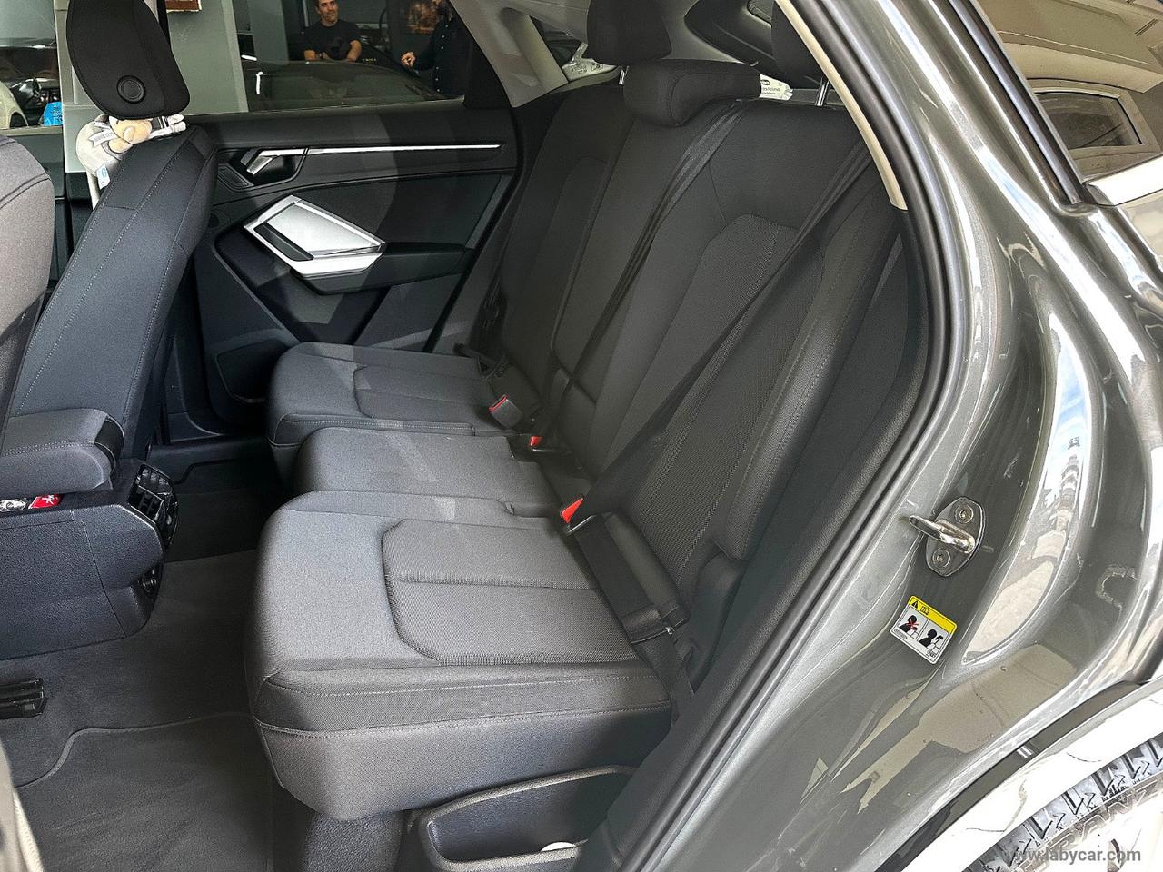 AUDI Q3 SPB 35 TFSI Business Plus