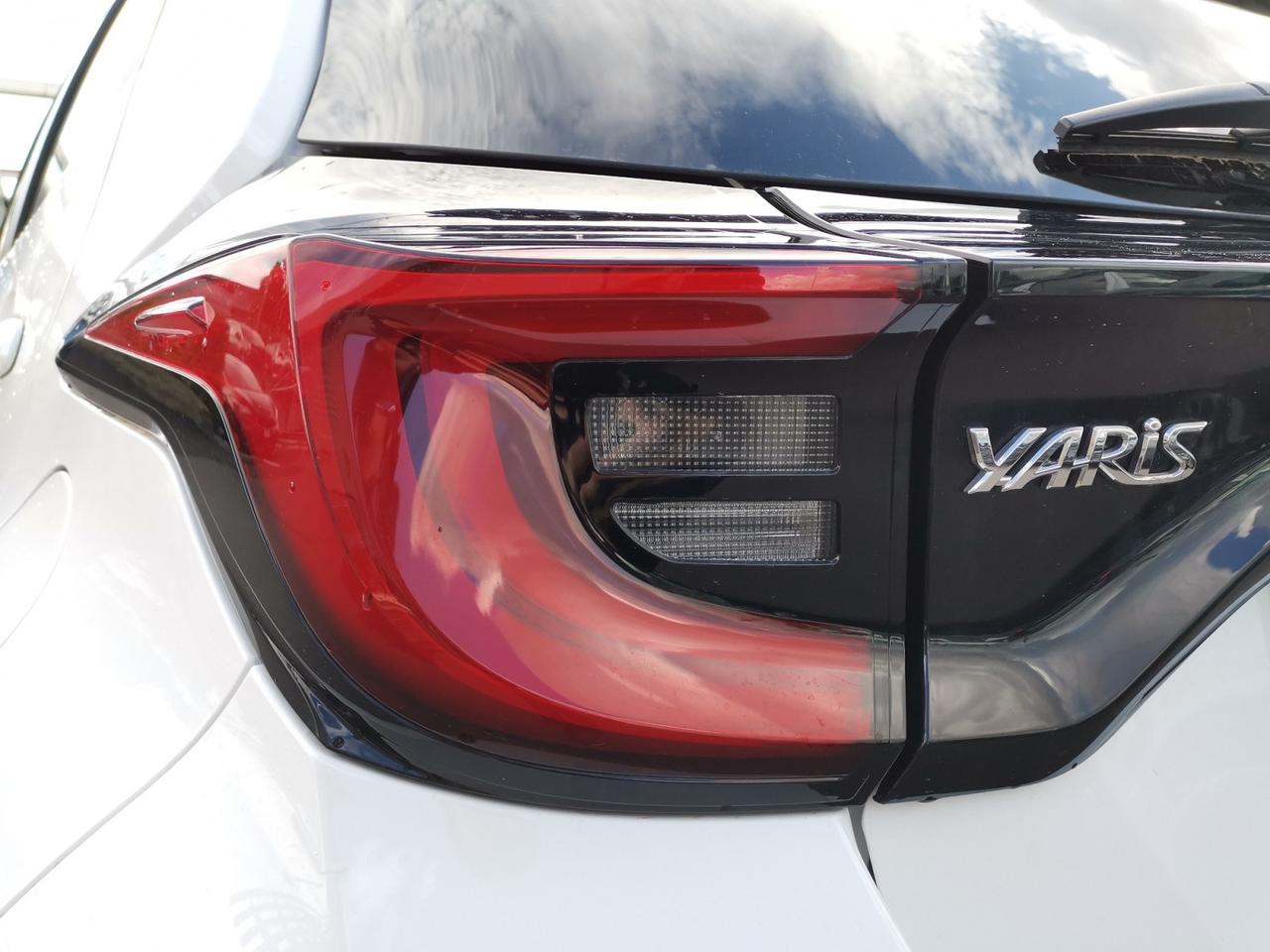 TOYOTA Yaris IV 2020 - Yaris 1.5h Trend