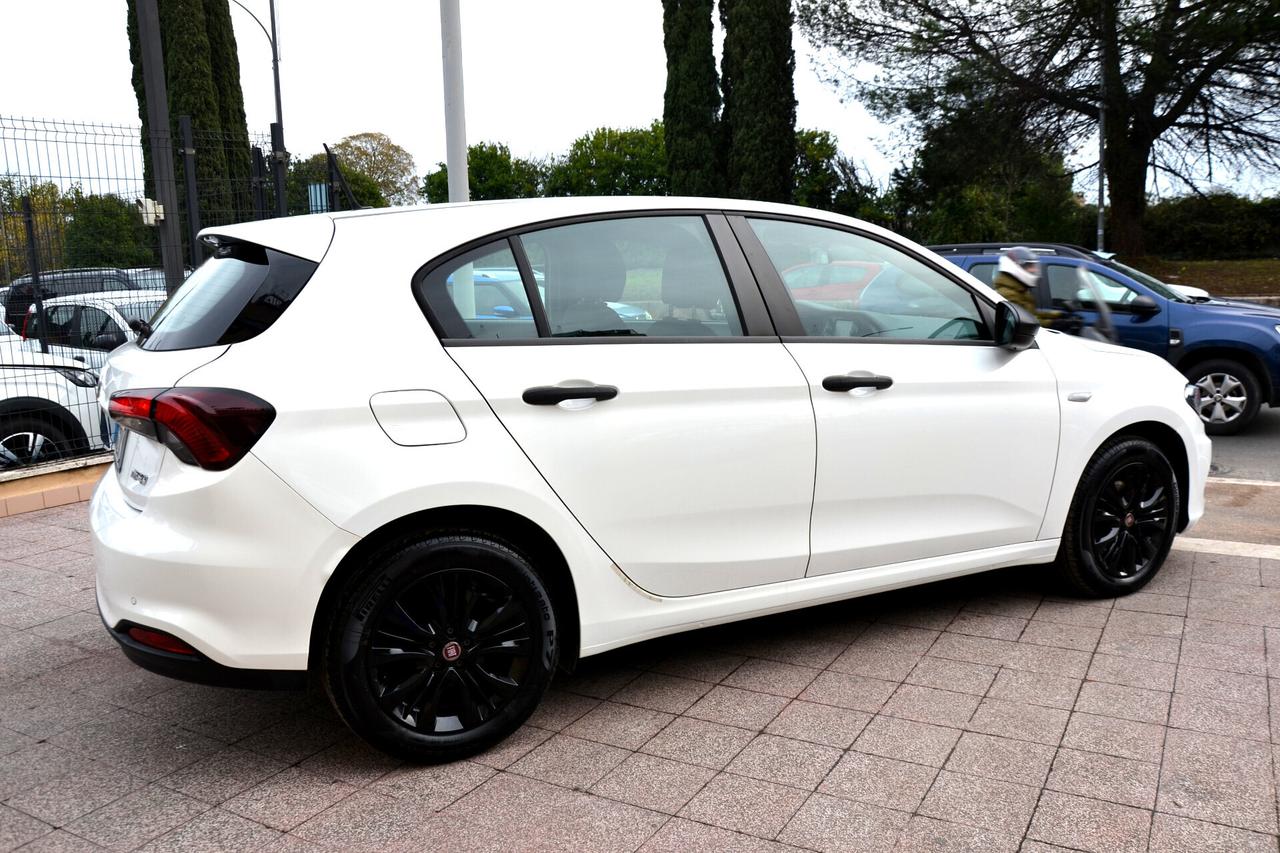 Fiat Tipo 1.3 MJT 95CV STREET NAVI+PDC+CRUISE+TEL+PACK BLACK