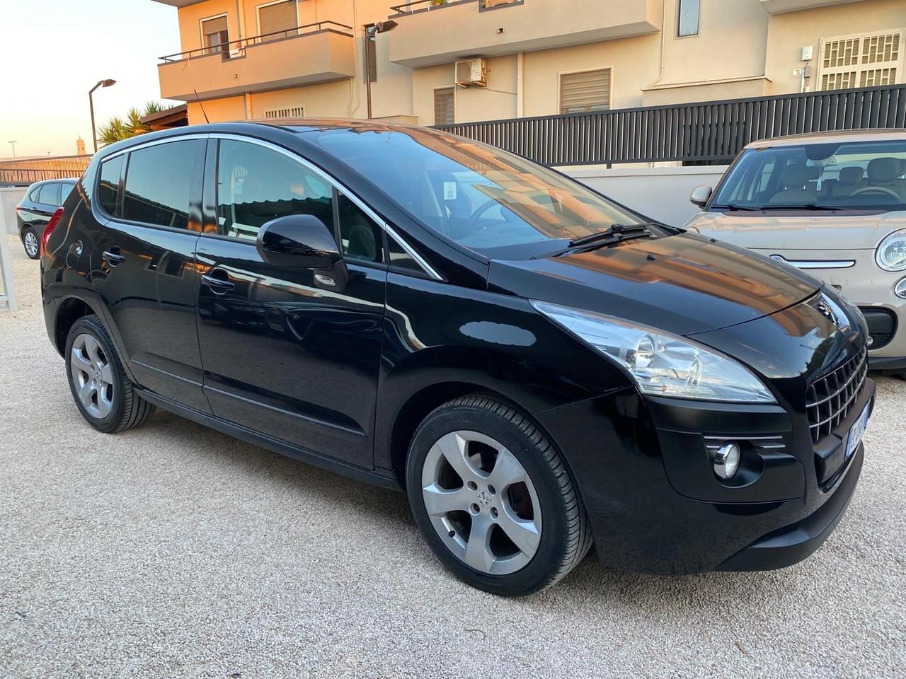 Peugeot 3008 1.6 e-HDi 115CV cambio robotizzato S.&S. Business