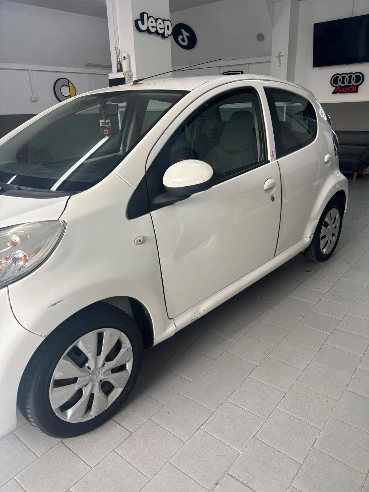 Citroen C1 1.0 5 porte Accessorize