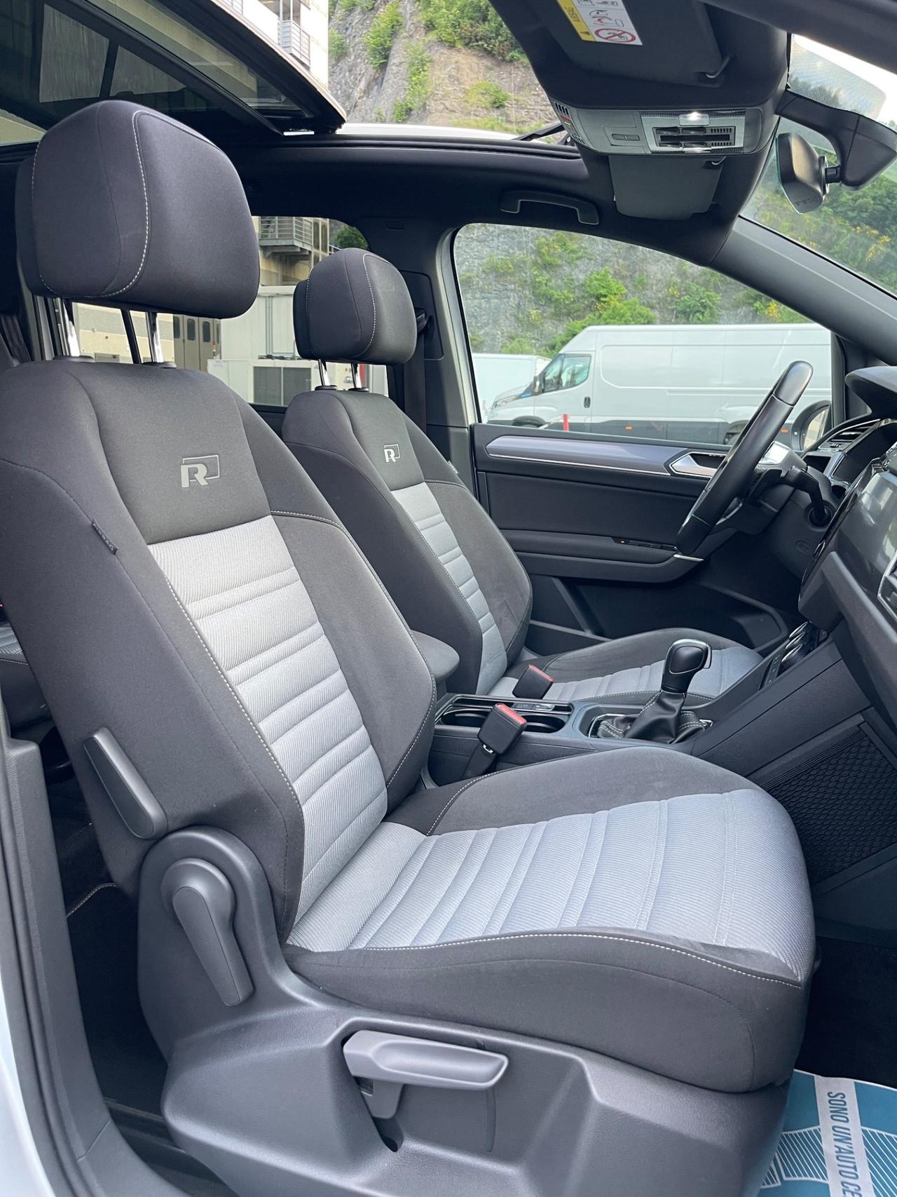 Volkswagen Touran 2.0 TDI R-line 150 CV SCR DSG 7 POSTI