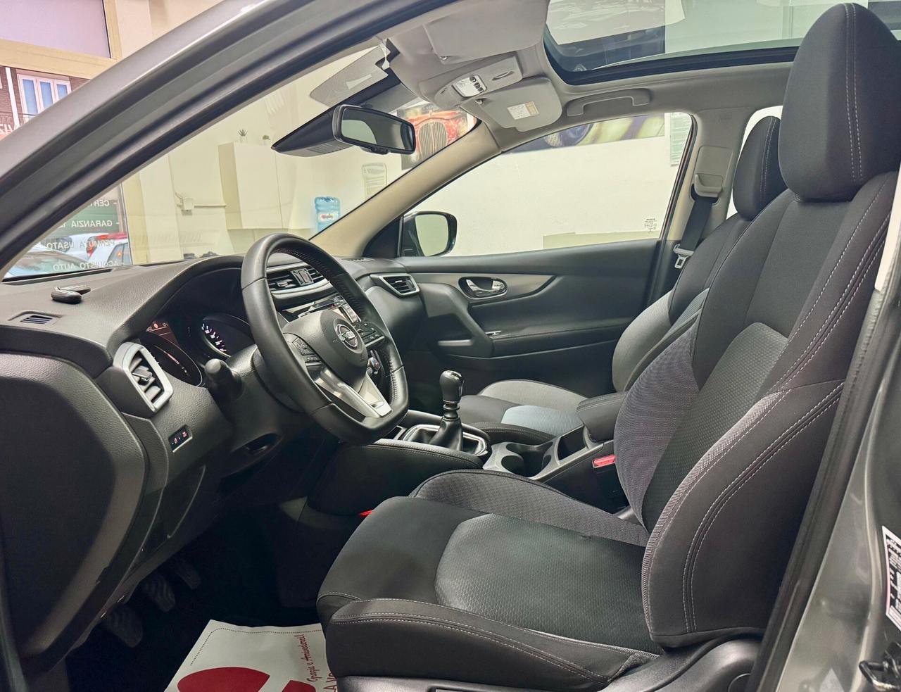 Nissan Qashqai N-Connecta / 1.5 dCi 115cv / TETTO / NAVI / GANCIO TRAINO