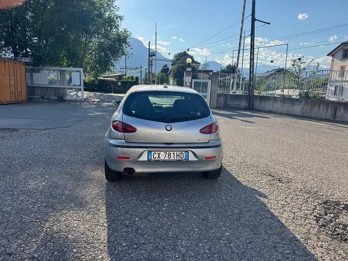 Alfa Romeo 147 1.9 JTD M-JET 16V 5 porte Prog.