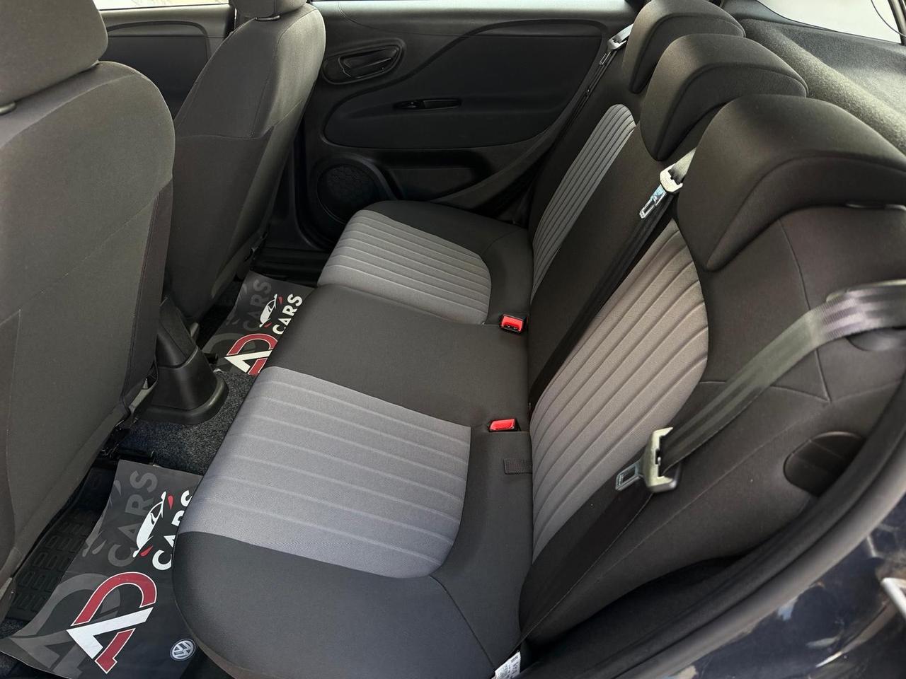 Fiat Punto 1.3 MJT II S&S 95 CV 5 porte Street