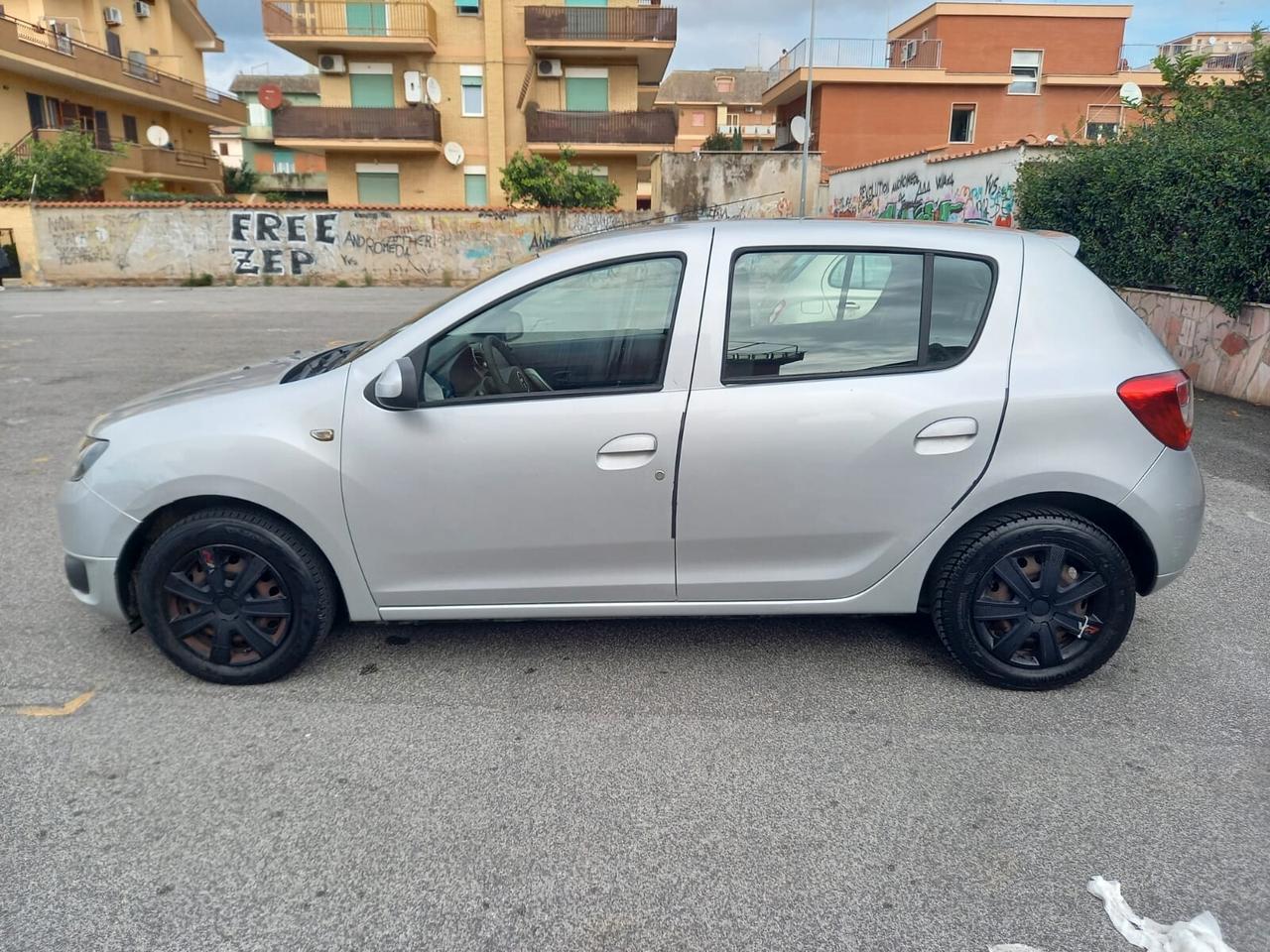 Dacia Sandero GPL CASA MADRE GARANZIA 12 MESI