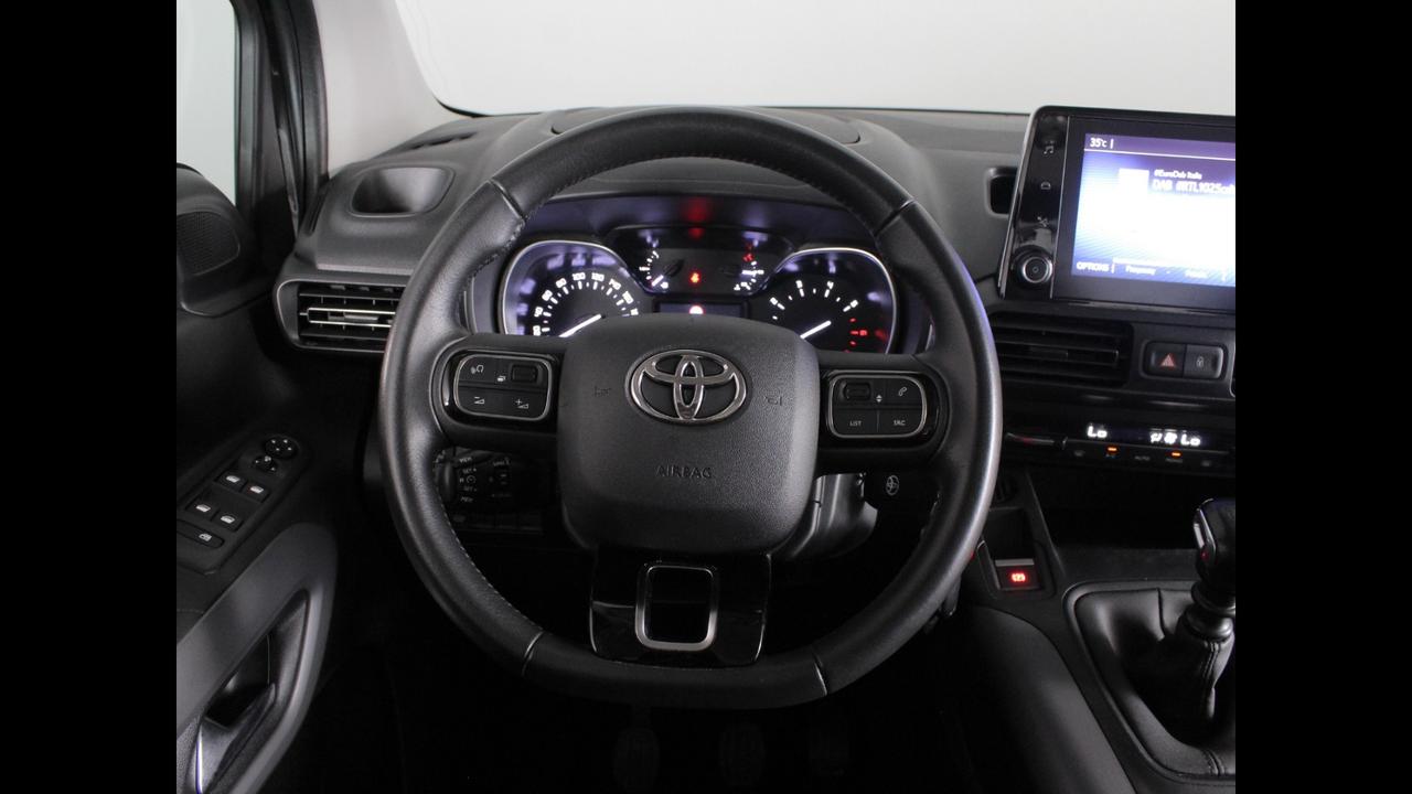 TOYOTA Proace City Verso - Proace City Verso 1.2P 110cv S&S L1 D Executive