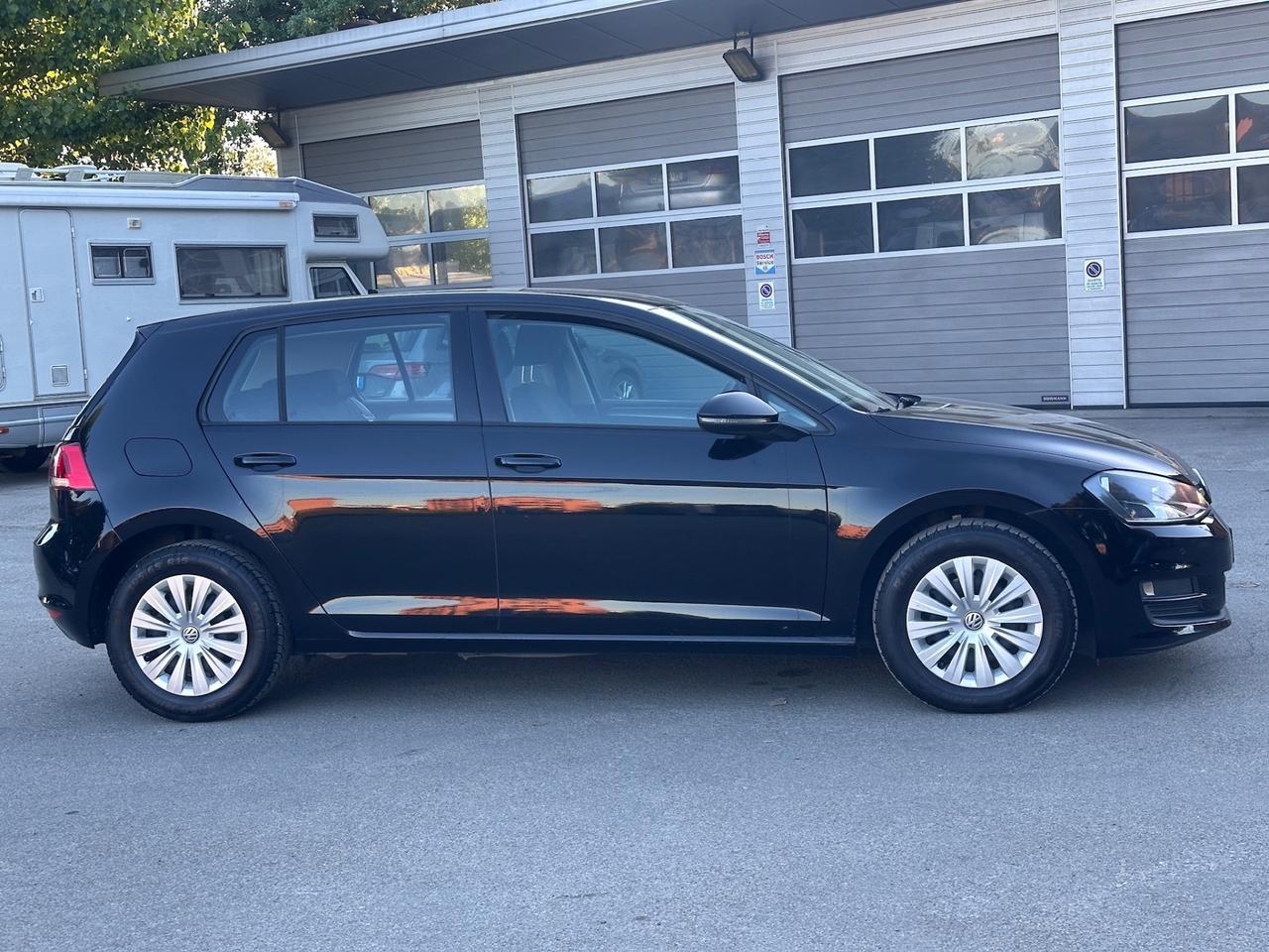 Volkswagen Golf 1.6 TDI 5p. Trendline BlueMotion Technology