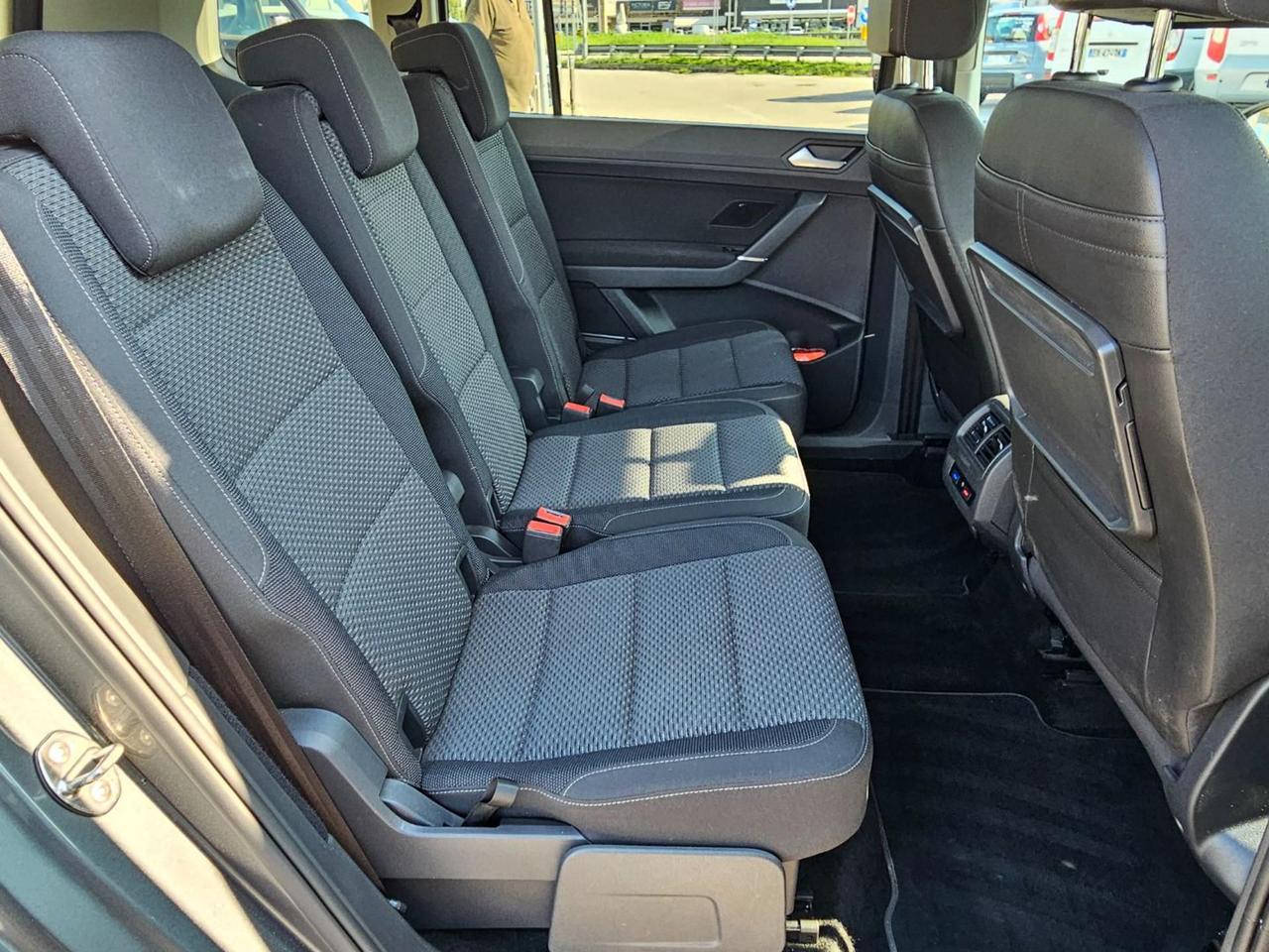 Volkswagen Touran 1.6 TDI 115 CV SCR DSG Comfortline