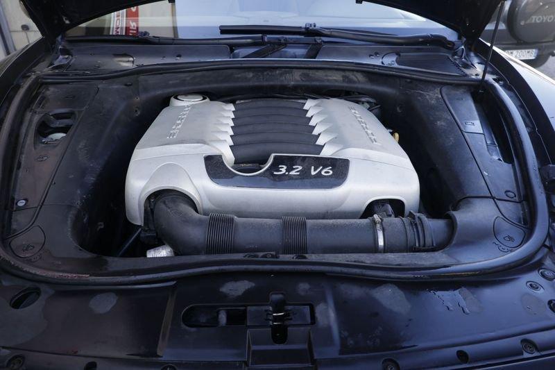Porsche Cayenne Porsche Cayenne 3.2 V6 cat Unicoproprietario