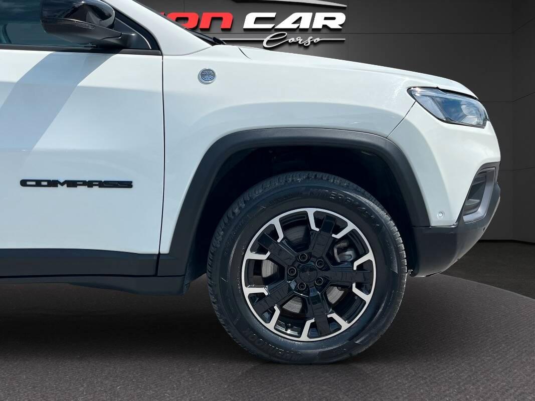 Jeep Compass 1.3 turbo t4 phev Trailhawk 4xe auto