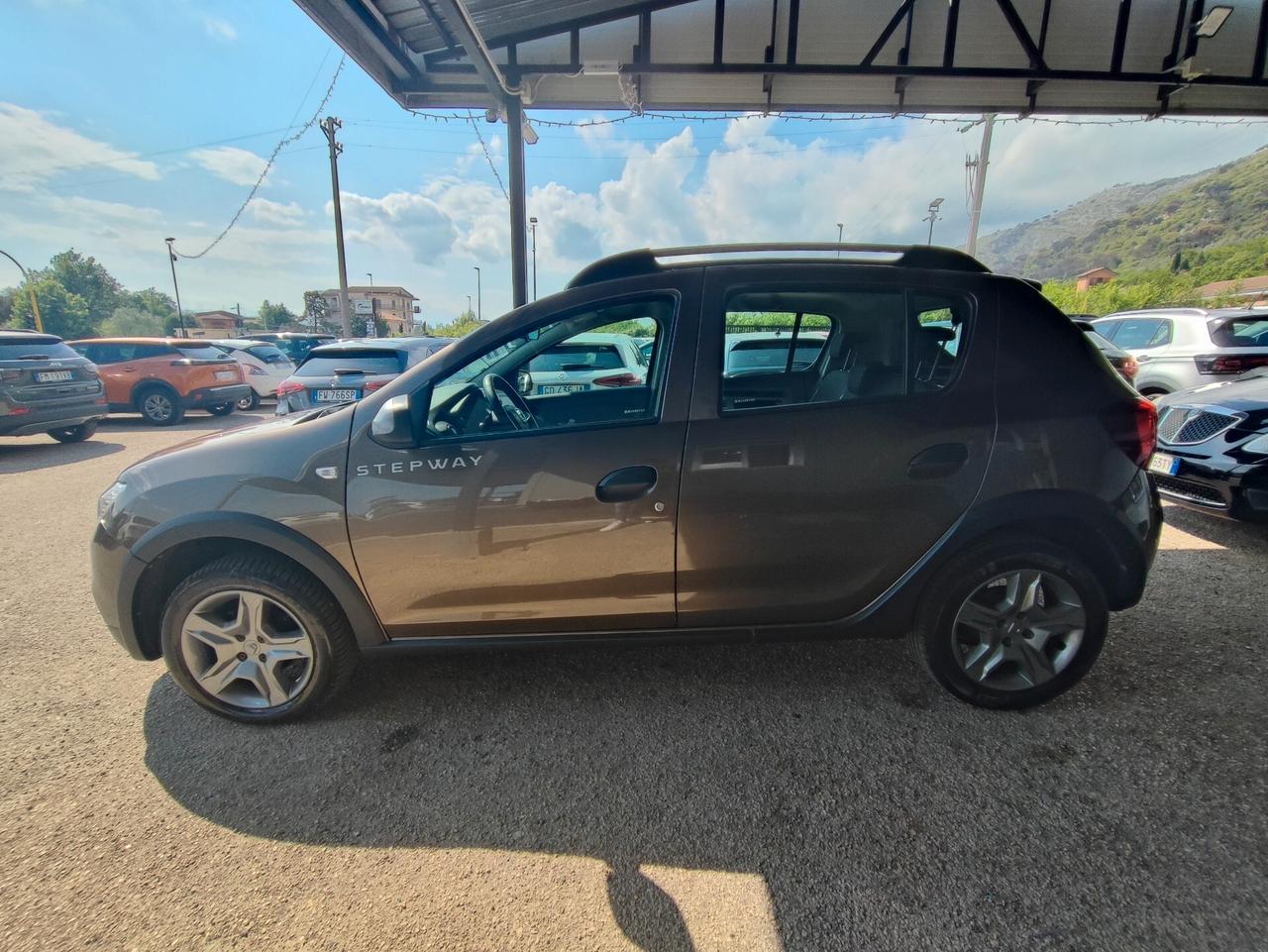 Dacia Sandero Stepway 0.9 TCe Turbo GPL 90 CV S&S Comfort