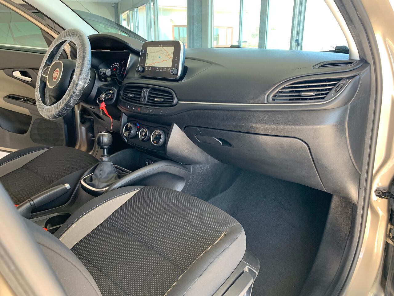 Fiat Tipo 1.6 Mjt S&S SW Lounge FULL OPTIONAL